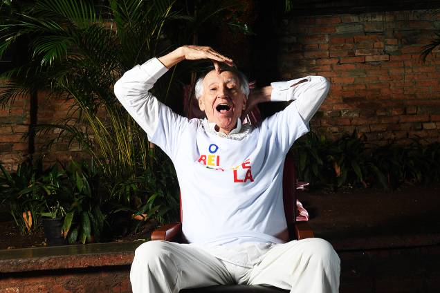 O dramaturgo Zé Celso, diretor do Teatro Oficina em entrevista ao site de VEJA O dramaturgo Zé Celso, diretor do Teatro Oficina em entrevista ao site de VEJA