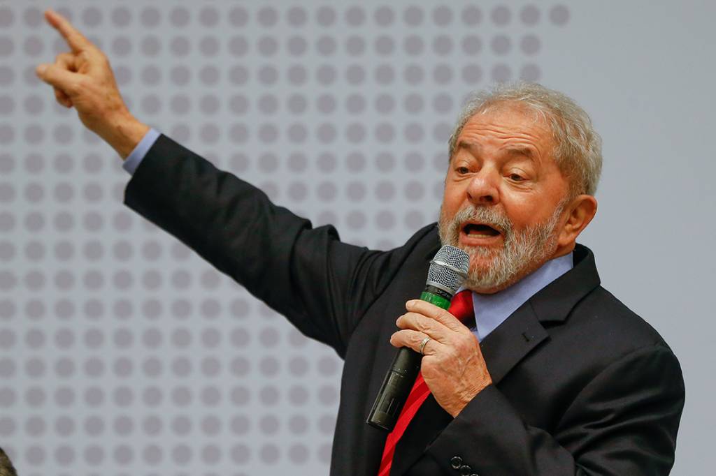 Ex-presidente Lula em evento organizado pelo PT para discutir propostas para a economia brasileira