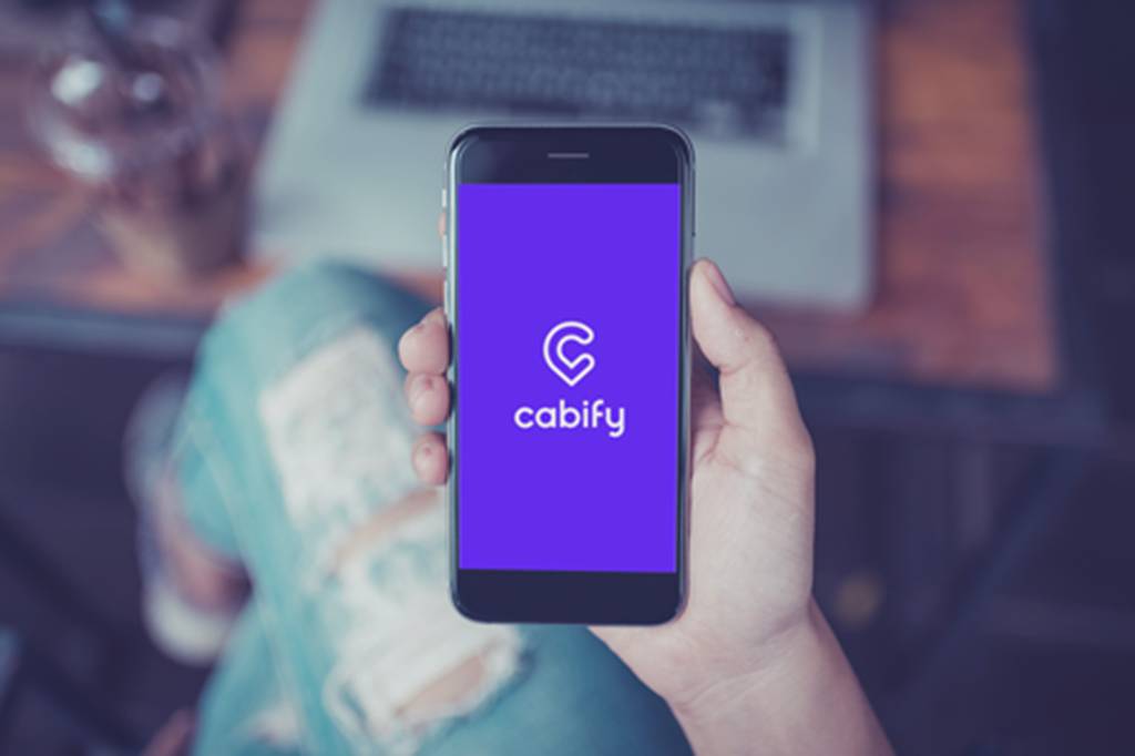 Cabify inclui opção de táxi para usuários do aplicativo de carro