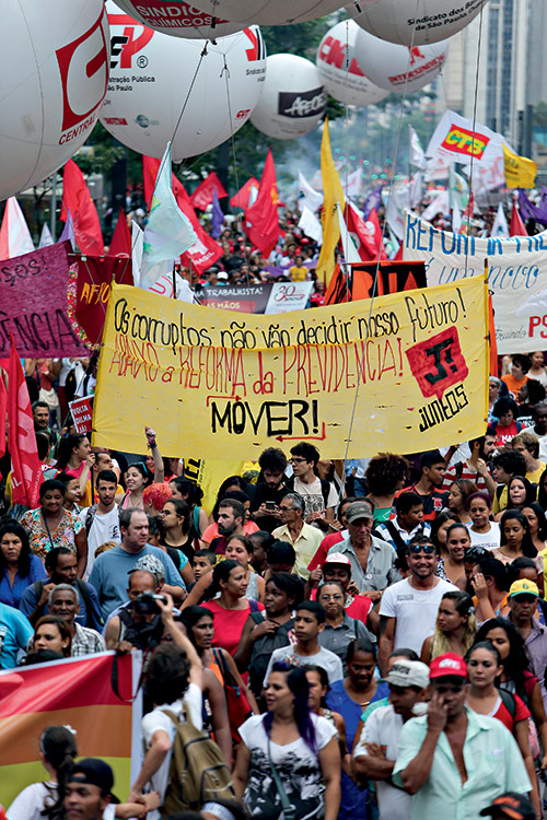 Sempre contra – Ato de sindicalistas em São Paulo: não às reformas