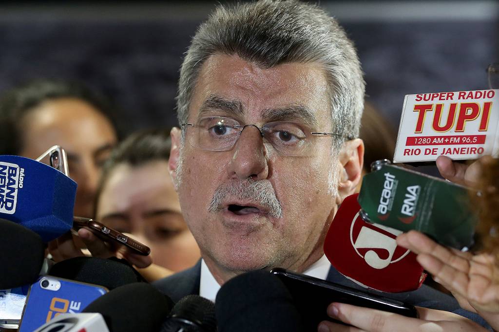 Proposta de autonomia do BC prevê meta para aumentar emprego