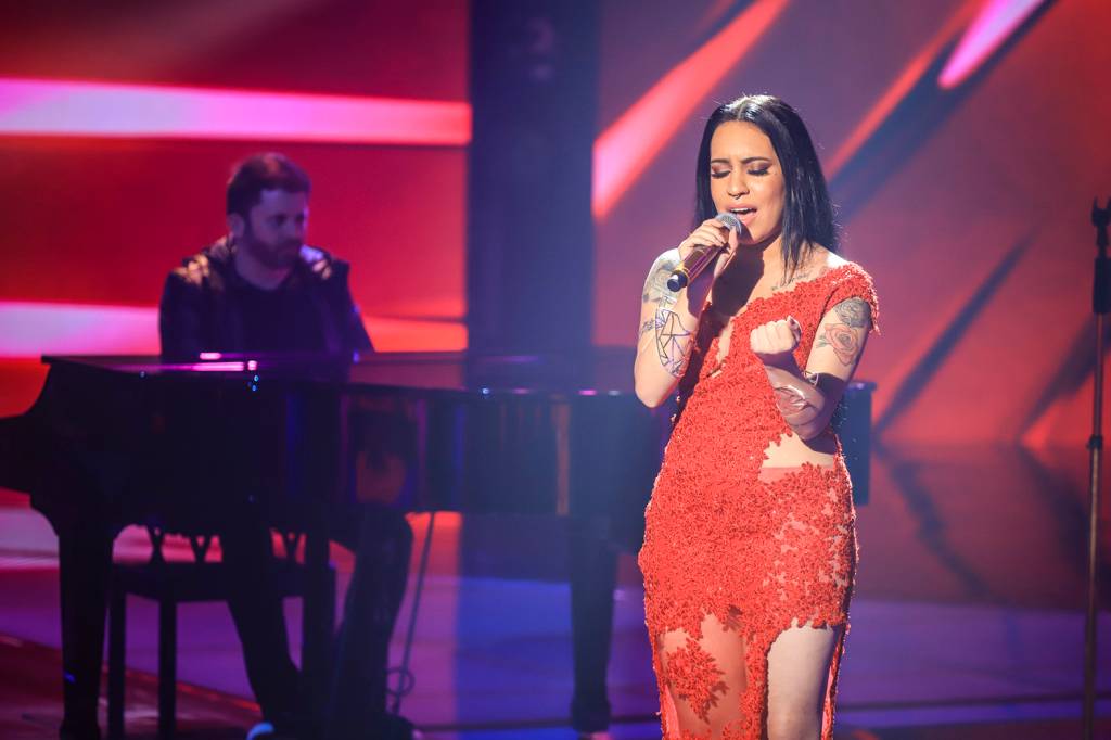 Samantha Ayara é a vencedora da sexta edição do reality The Voice Brasil