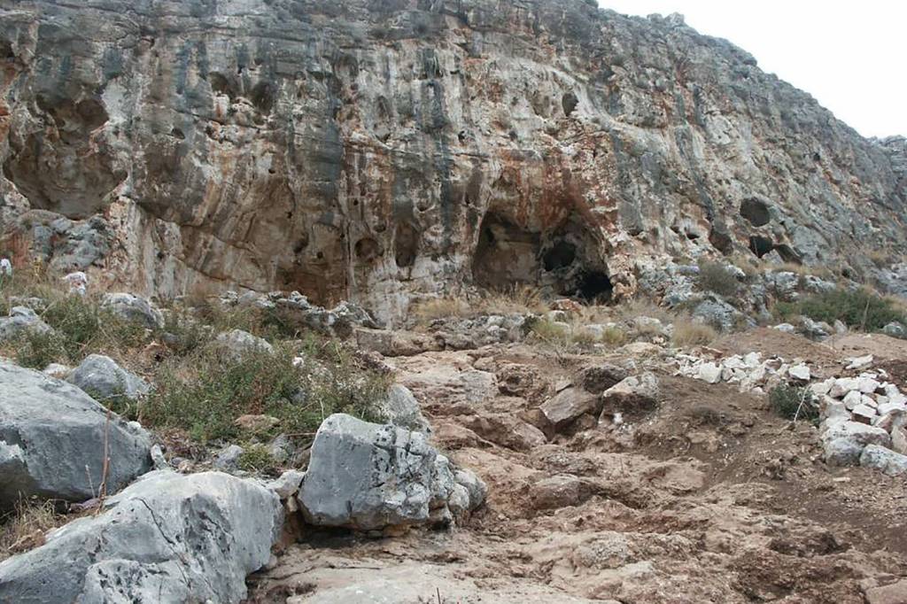 Fóssil humano encontrado em caverna de Israel
