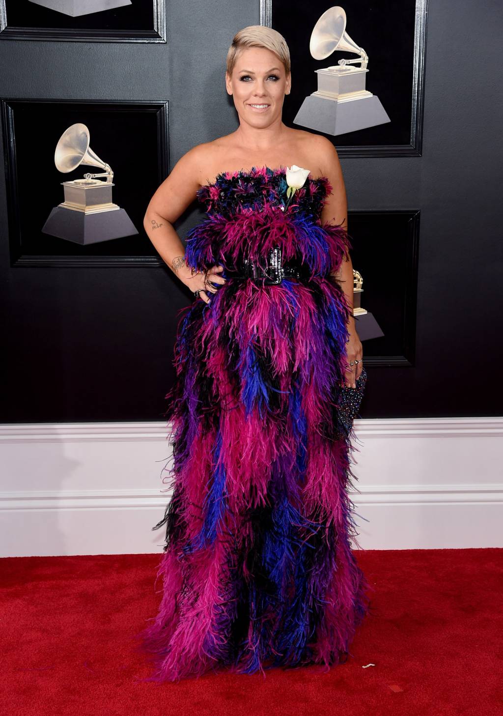 Grammy 2018 tem tapete vermelho ‘florido’ contra o assédio