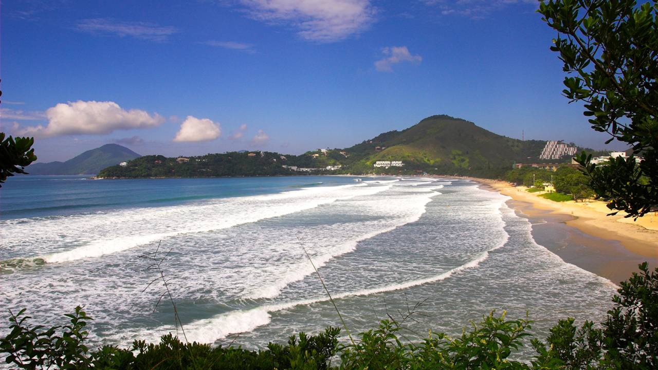 Praia em Ubatuba, litoral de São Paulo
