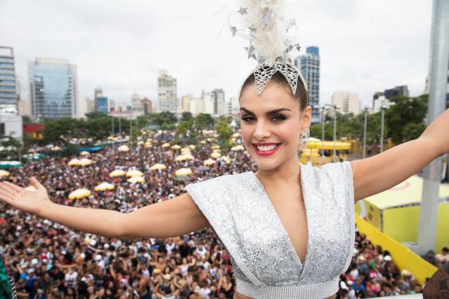 A atriz Paloma Bernardi participa do Bloco da Favorita, na região do Largo da Batata, zona oeste de São Paulo (SP) - 03/02/2018 A atriz Paloma Bernardi participa do Bloco da Favorita, na região do Largo da Batata, zona oeste de São Paulo (SP) - 03/02/2018