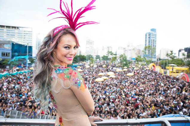 A atriz Paolla Oliveira participa do Bloco da Favorita, na região do Largo da Batata, zona oeste de São Paulo (SP) - 03/02/2018 A atriz Paolla Oliveira participa do Bloco da Favorita, na região do Largo da Batata, zona oeste de São Paulo (SP) - 03/02/2018