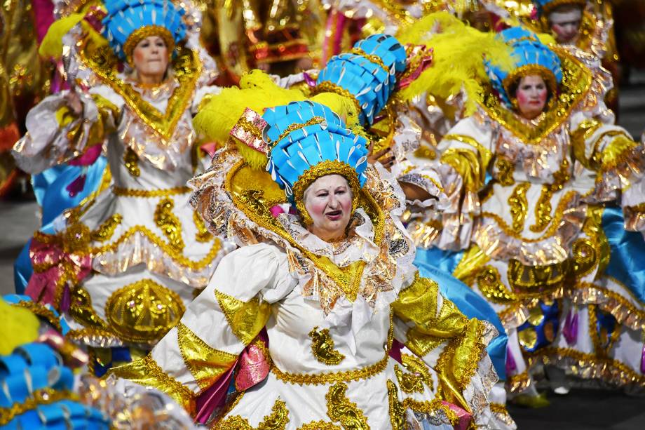 Com o enredo ' A voz do samba é a voz de Deus. Depois da tempestade, vem a bonança', a escola de samba X-9 Paulistana desfila no Sambódromo do Anhembi - 10/02/2018