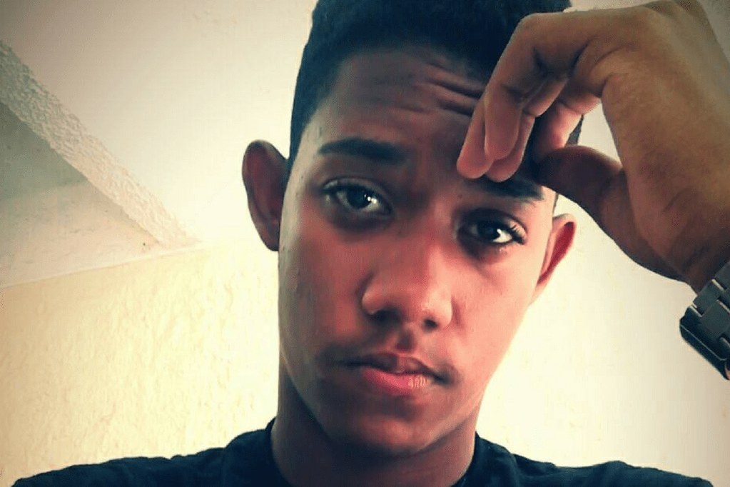 Estudante de escola pública é o 1º colocado em direito na UFBA