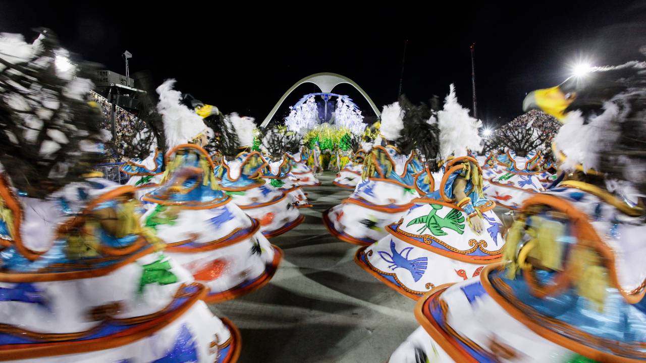 Ala das baianas durante desfila da escola de samba Portela, na Marques de Sapucaí, Rio de Janeiro - 13/02/2018