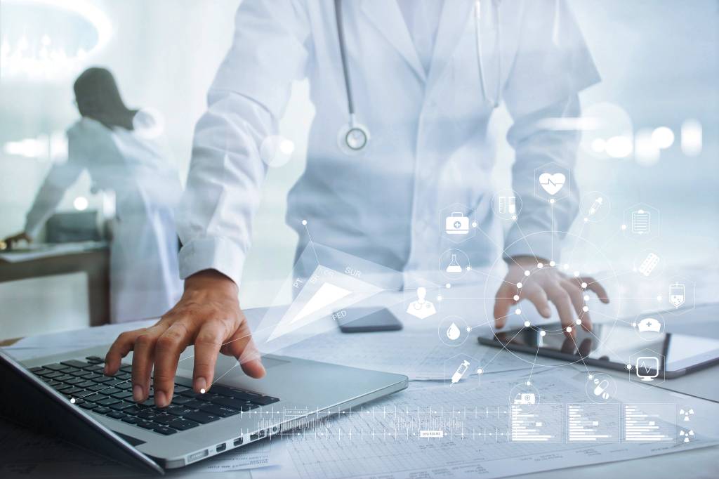 Número de médicos cresce no Brasil, mas concentração se mantém no Sudeste