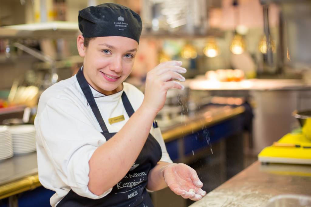 Brasileira cozinha para astros e estrelas em Berlim