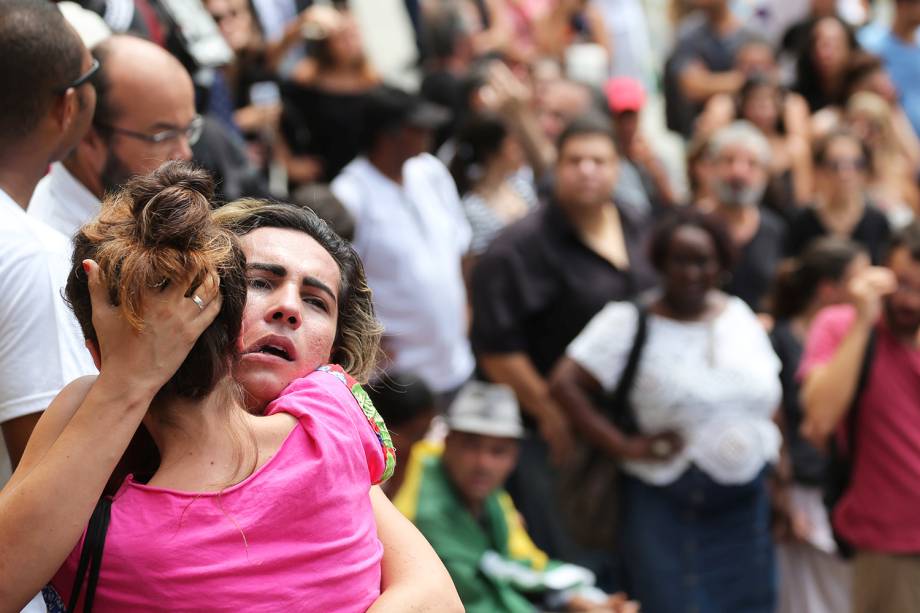 Apoiadores da vereadora Marielle Franco participam do velório da parlamentar na Câmara Municipal do Rio de Janeiro - 15/03/2018