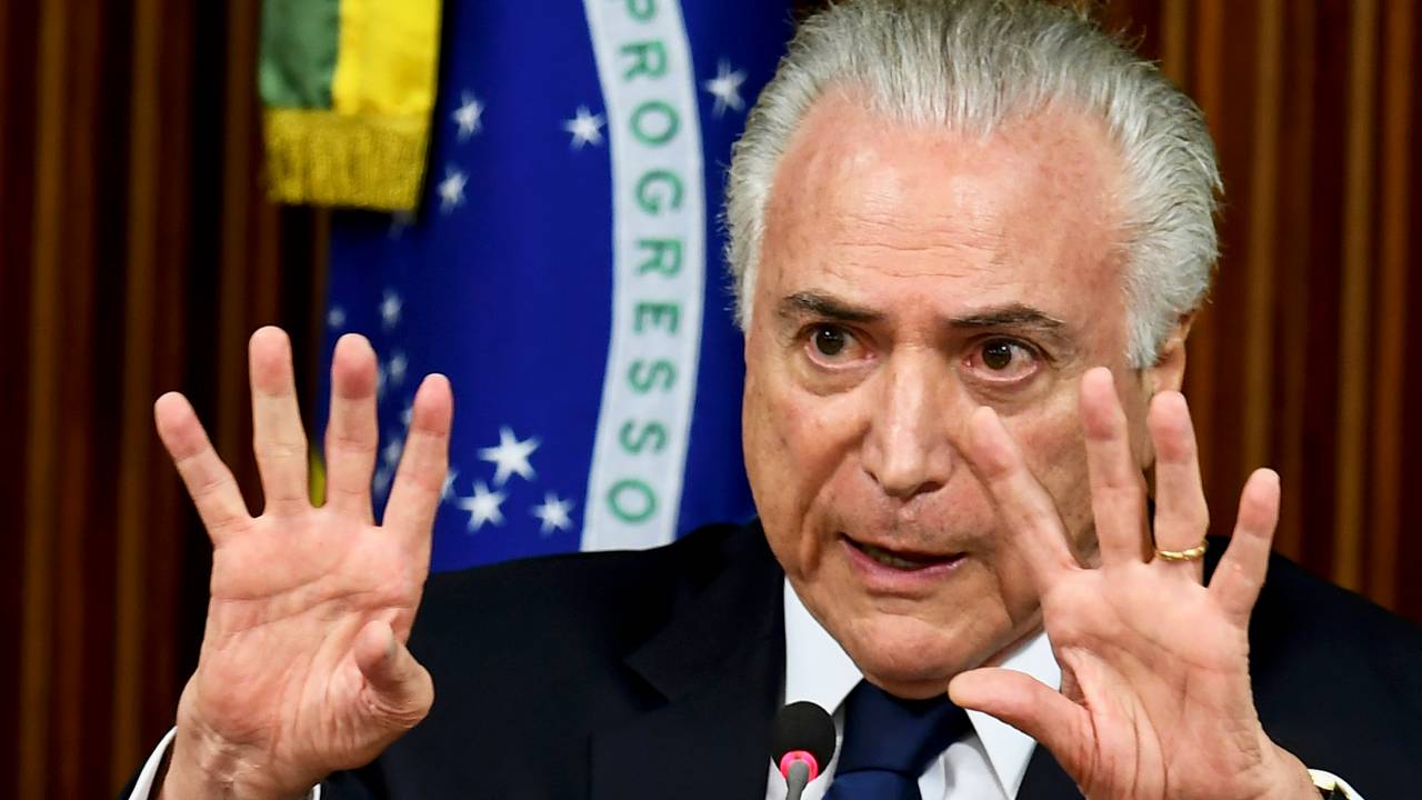 O presidente da República, Michel Temer, discursa durante encontro com prefeitos de sete capitais, em Brasília (DF), para discutir estratégias de combate à violência - 07/03/2018