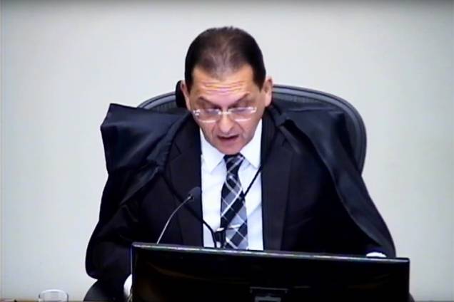 O ministro do STJ (Superior Tribunal de Justiça), Reynaldo Soares da Fonseca, durante julgamento do pedido de habeas corpus do ex-presidente Lula - 06/03/2018 O ministro do STJ (Superior Tribunal de Justiça), Reynaldo Soares da Fonseca, durante julgamento do pedido de habeas corpus do ex-presidente Lula - 06/03/2018
