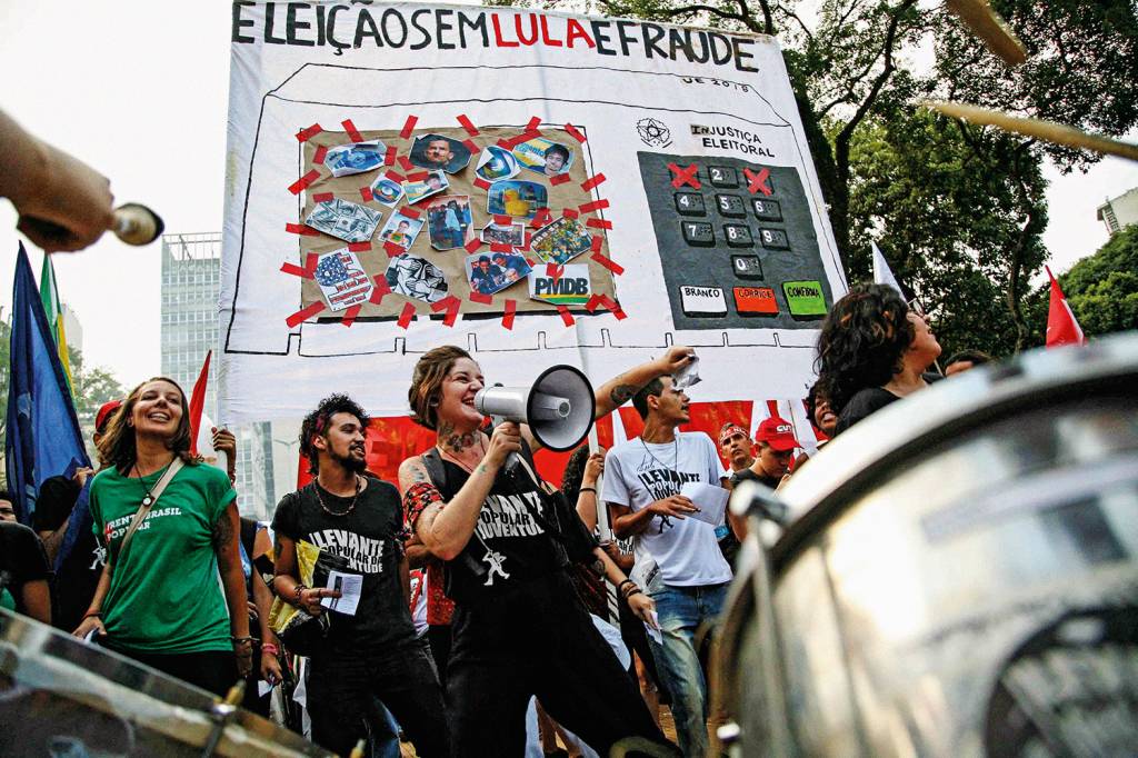 Protesto – Manifestação em defesa da candidatura de Lula: os últimos recursos devem ser analisados até o fim de março