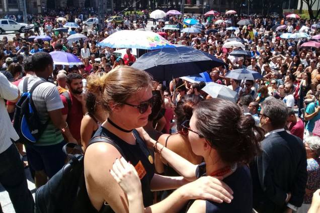 Movimentação em frente à Câmara de Vereadores do Rio de Janeiro antes do velório da vereadora Marielle Franco Movimentação em frente à Câmara de Vereadores do Rio de Janeiro antes do velório da vereadora Marielle Franco