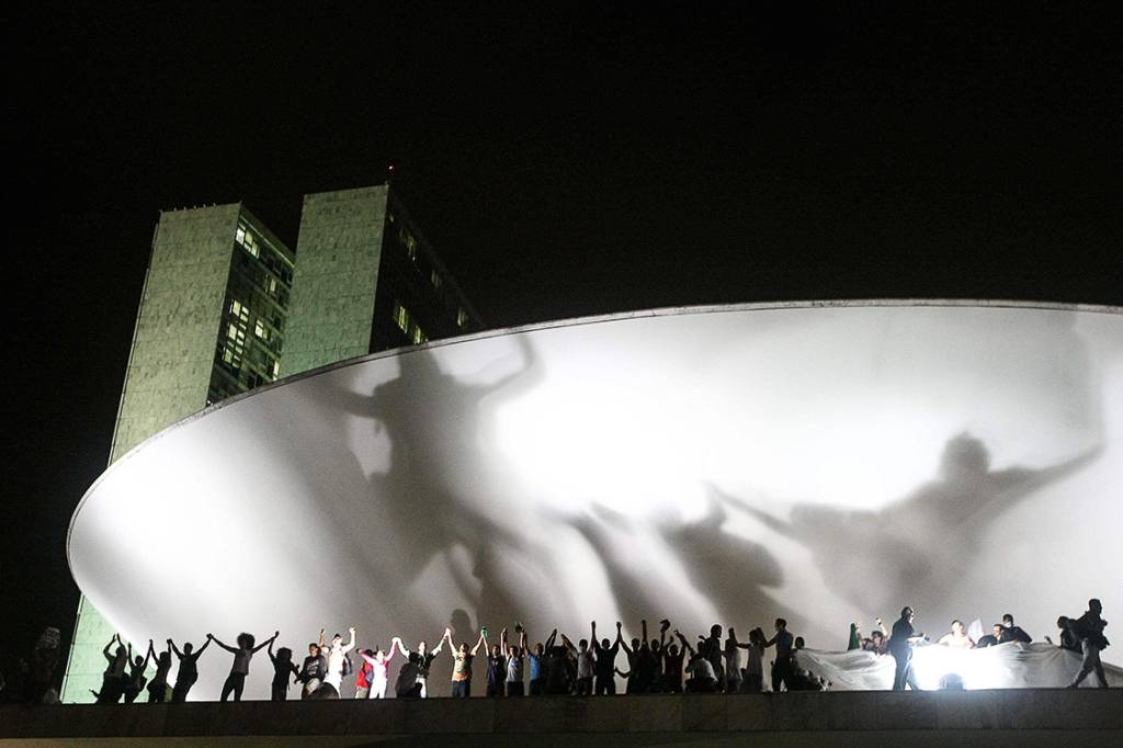 Ela era uma voz de 2013