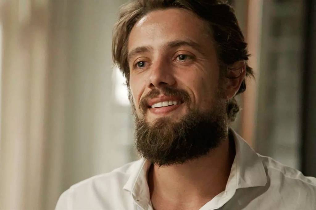 Rafael Cardoso é vítima de arrastão no Rio: ‘Começaram a atirar na gente’