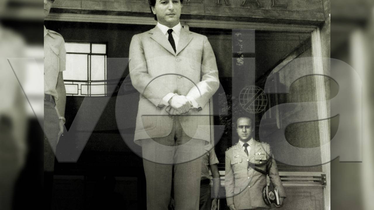 Sigilo quebrado - Temer e, no fundo, o coronel Lima, em foto da década de 80: amizade de mais de trinta anos