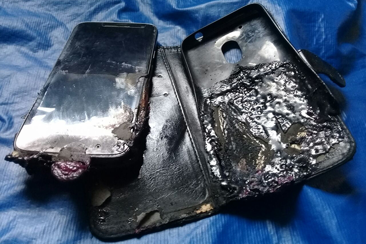 Celular explode