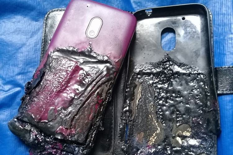 Celular explode