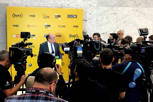 Em entrevista após o fórum, <a href="https://preprod.veja.abril.com.br/politica/para-gilmar-nao-esta-claro-quando-se-encerra-um-processo-na-2a-instancia/">o ministro do STF afirmou que não está claro quando se encerra um processo na segunda instância</a> - 24/04/2018 Em entrevista após o fórum, <a href="https://preprod.veja.abril.com.br/politica/para-gilmar-nao-esta-claro-quando-se-encerra-um-processo-na-2a-instancia/">o ministro do STF afirmou que não está claro quando se encerra um processo na segunda instância</a> - 24/04/2018