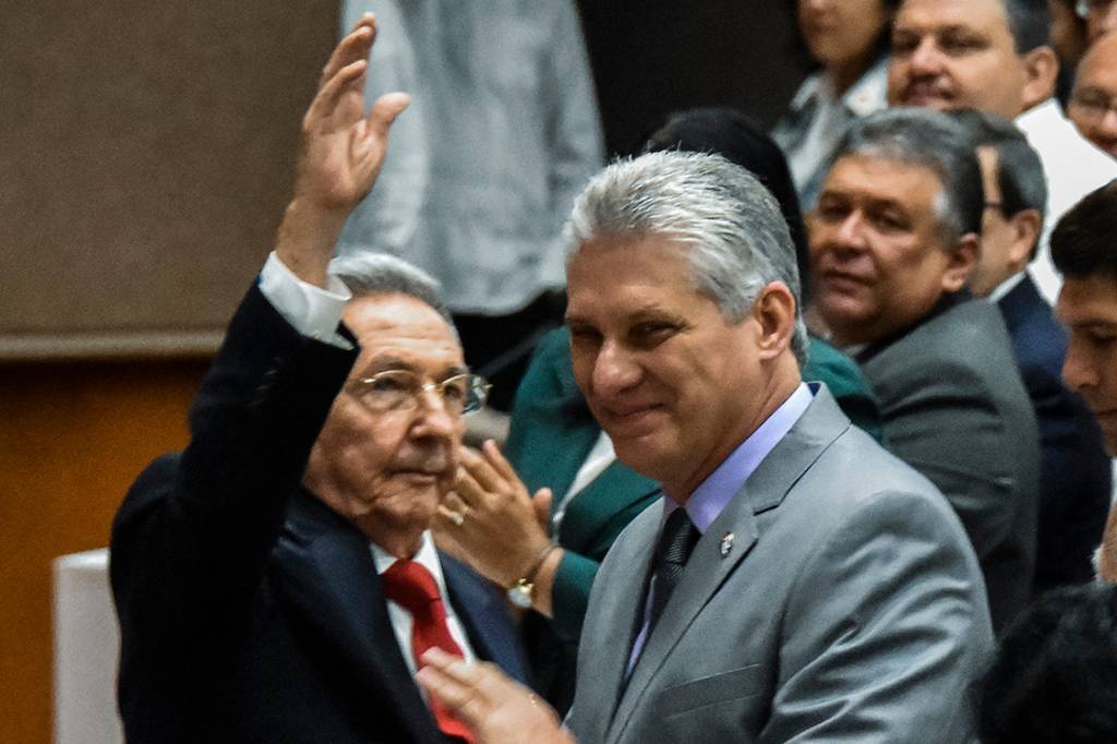 Cuba: Miguel Díaz-Canel, o chefe de Estado que não manda em nada