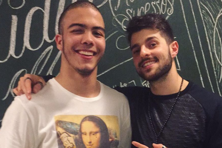 Ronald Domingues ganha homenagem de Alok na festa de 18 anos