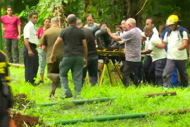 Avião com 104 passageiros e nove tripulantes da empresa Cubana de Aviacion cai após decolagem do Aeroporto Internacional Jose Marti, em Havana - 18/05/2018 Avião com 104 passageiros e nove tripulantes da empresa Cubana de Aviacion cai após decolagem do Aeroporto Internacional Jose Marti, em Havana - 18/05/2018