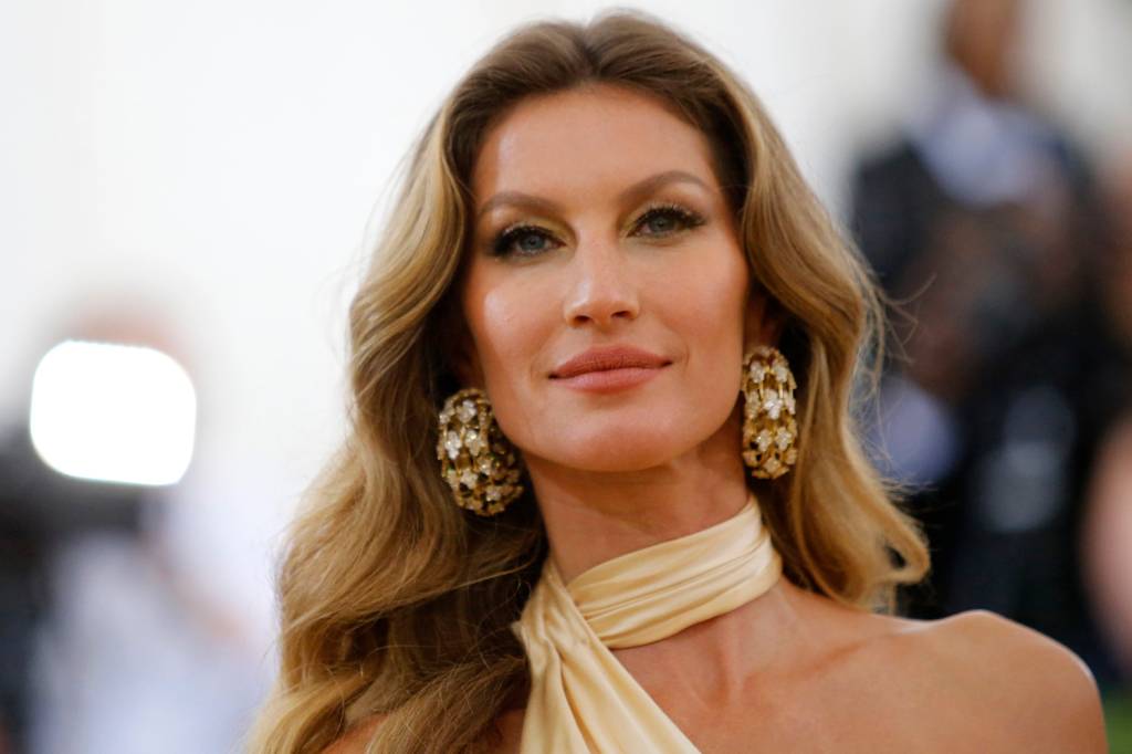 Os passos de Gisele Bündchen antes da fama nas páginas de VEJA