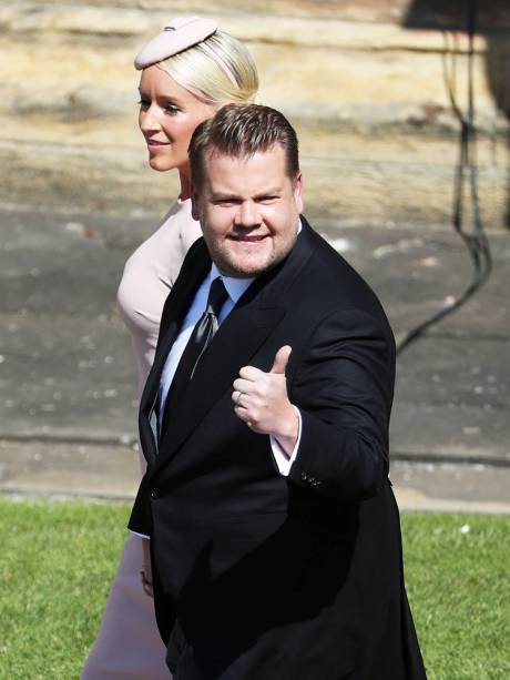 James Corden e sua esposa Julia Carey chegam para o casamento do príncipe Harry e da atriz Meghan Markle - 19/05/2018 James Corden e sua esposa Julia Carey chegam para o casamento do príncipe Harry e da atriz Meghan Markle - 19/05/2018