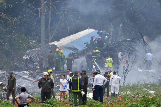 Avião cai logo após a decolagem no Aeroporto Internacional José Martí, em Havana - 18/05/2018 Avião cai logo após a decolagem no Aeroporto Internacional José Martí, em Havana - 18/05/2018