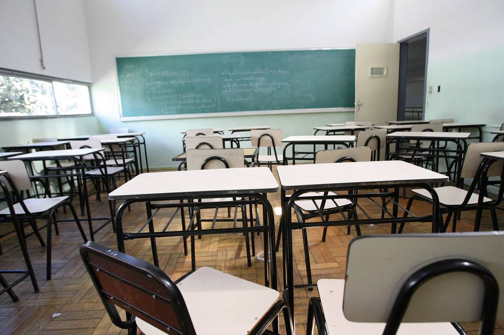 Governo comemora êxito do programa Criança Feliz: sem aulas e sem verduras