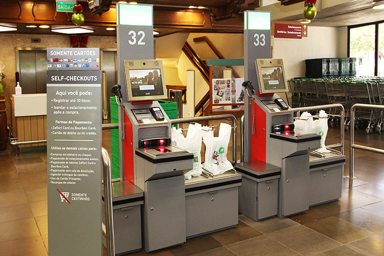 Zaffari oferece totem para self-checkout na loja de Porto Alegre Zaffari oferece totem para self-checkout na loja de Porto Alegre