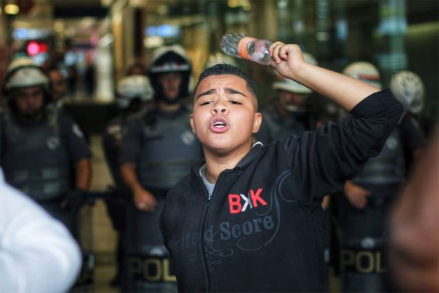 MTST ocupa sede da Caixa na Avenida Paulista, durante uma reivindicação por moradia digna - 06/07/2018 MTST ocupa sede da Caixa na Avenida Paulista, durante uma reivindicação por moradia digna - 06/07/2018