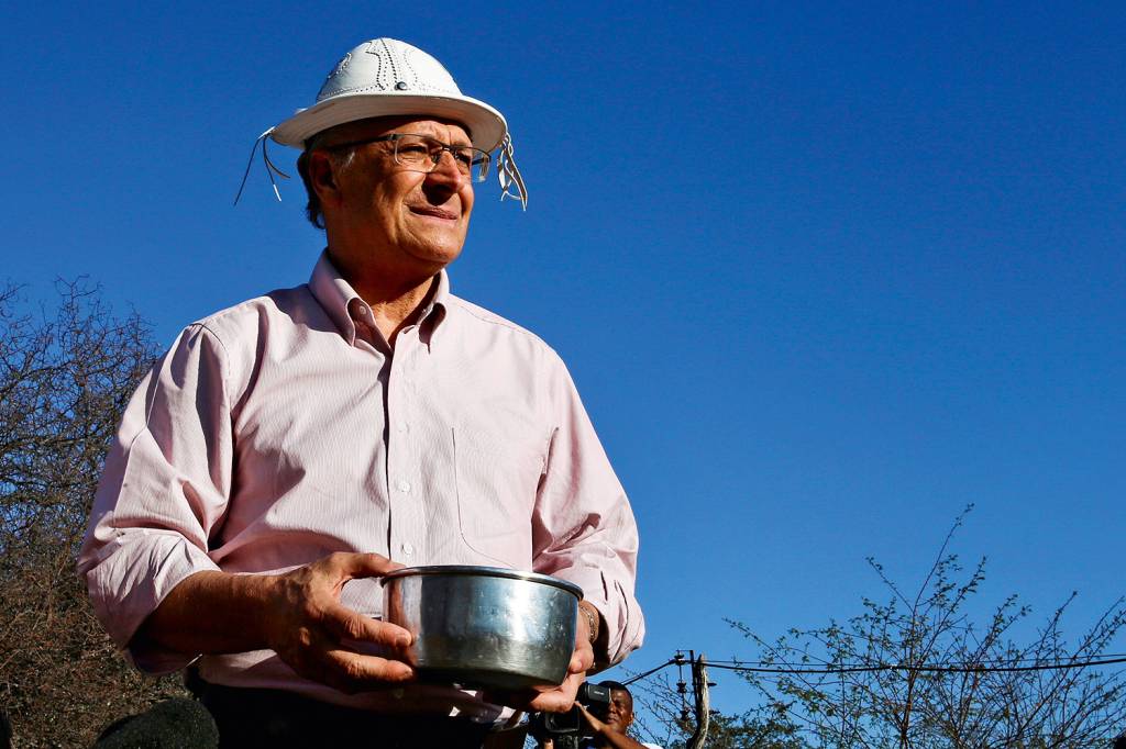 Terra de ninguém – Geraldo Alckmin Terra de ninguém – Geraldo Alckmin