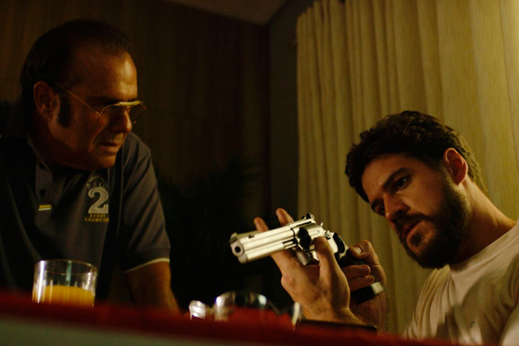 marco-pigossi Marco Pigossi e André Mattos em cena do filme 'O Nome da Morte'