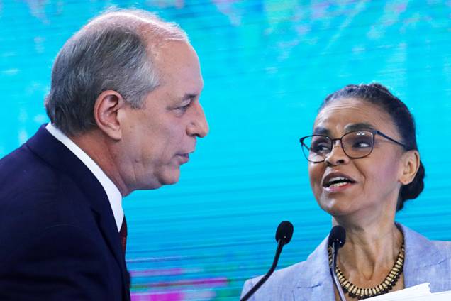 Ciro Gomes (PDT) e Marina Silva (Rede), conversam antes do debate entre presidenciáveis realizado pela TV Record - 30/09/2018 Ciro Gomes (PDT) e Marina Silva (Rede), conversam antes do debate entre presidenciáveis realizado pela TV Record - 30/09/2018