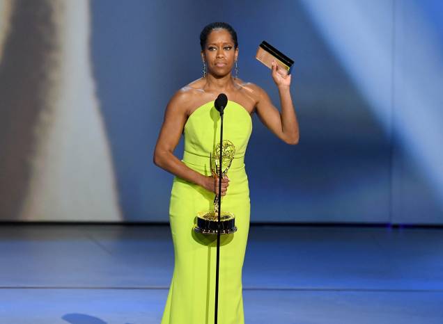Regina King vence na categoria de Melhor atriz em série limitada ou filme para TV, durante o Emmy Awards - 17/09/2018 Regina King vence na categoria de Melhor atriz em série limitada ou filme para TV, durante o Emmy Awards - 17/09/2018