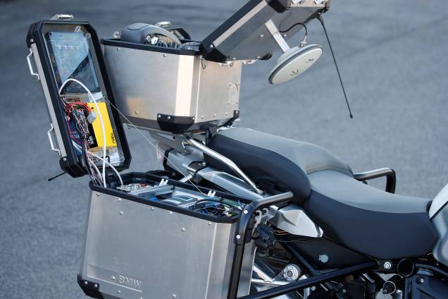 BMW R 1200 GS equipada com tecnologias de condução autônoma BMW R 1200 GS equipada com tecnologias de condução autônoma