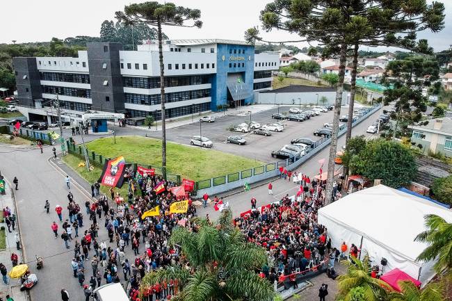 PT confirma Fernando Haddad como candidato à Presidência PT confirma Fernando Haddad como candidato à Presidência