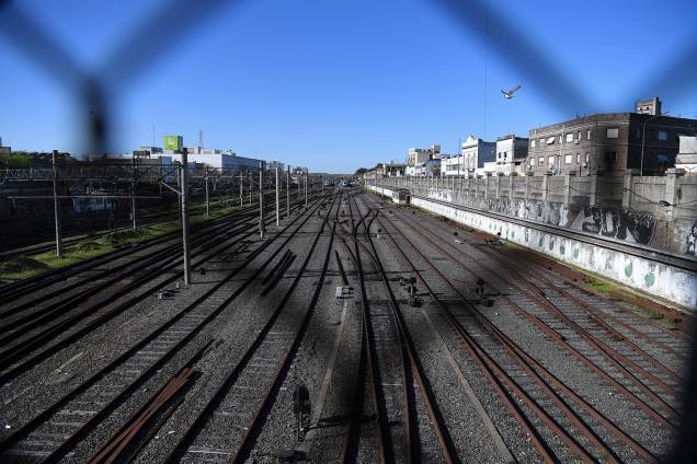 Trens paralisam suas atividades na Estação Constitución, em apoio à greve geral em Buenos Aires, capital da Argentina - 25/09/2018 Trens paralisam suas atividades na Estação Constitución, em apoio à greve geral em Buenos Aires, capital da Argentina - 25/09/2018
