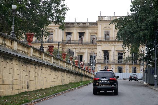 Incêndio no Museu Nacional completa 1 mês