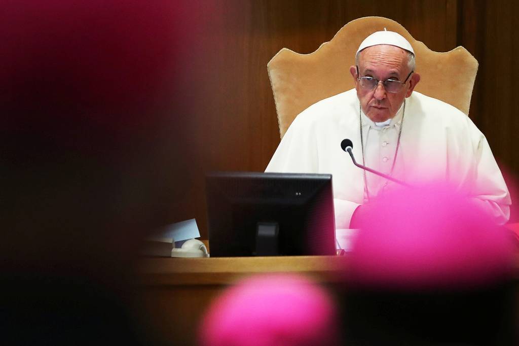 Papa instrui Igreja a olhar a precariedade e exclusão dos jovens