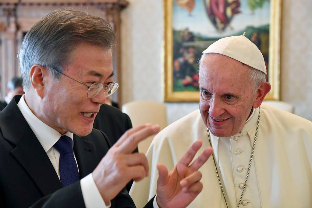 Papa Francisco e Moon Jae-in Papa Francisco e Moon Jae-in