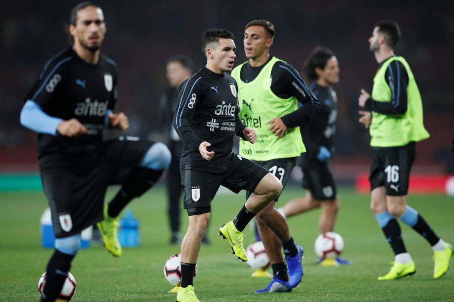 Jogadores uruguaios durante aquecimento para o amistoso contra o Brasil - 16/11/2018