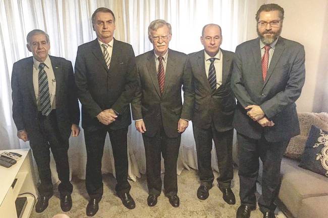 Jair Bolsonaro se encontra com o Conselheiro de Segurança Nacional dos EUA, John Bolton