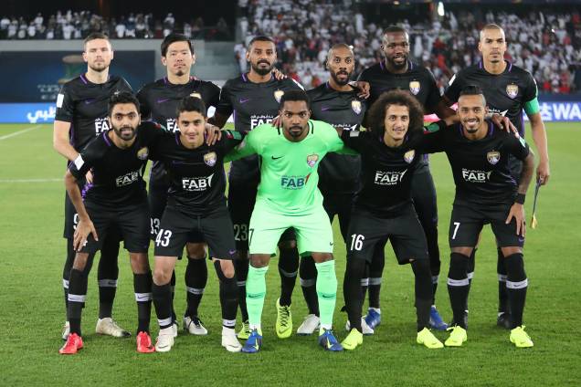 Jogadores do Al Ain posam para foto antes da final do Mundial de Clubes da FIFA contra o Real Madrid - 22/12/2018 Jogadores do Al Ain posam para foto antes da final do Mundial de Clubes da FIFA contra o Real Madrid - 22/12/2018