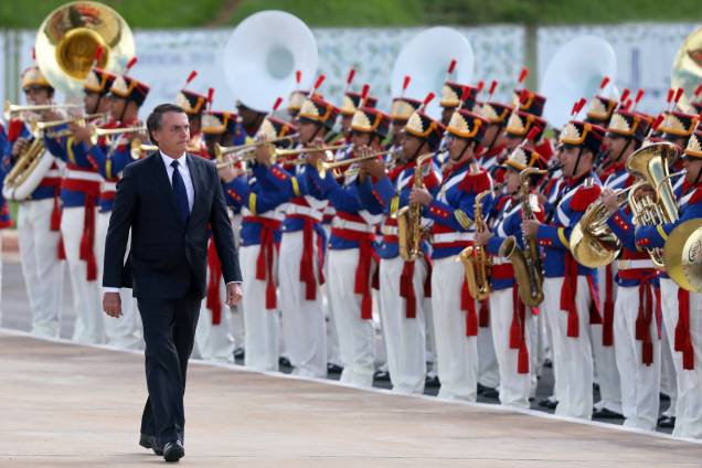 Presidente Jair Bolsonaro, revista as tropas após a cerimônia de posse no Congresso Nacional, em Brasília - 01/01/2019 Presidente Jair Bolsonaro, revista as tropas após a cerimônia de posse no Congresso Nacional, em Brasília - 01/01/2019